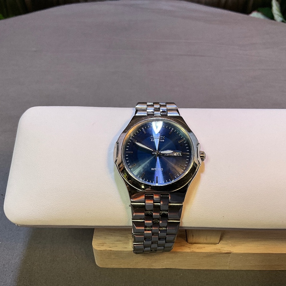 Citizen Men's Classic Eco-Drive Watch